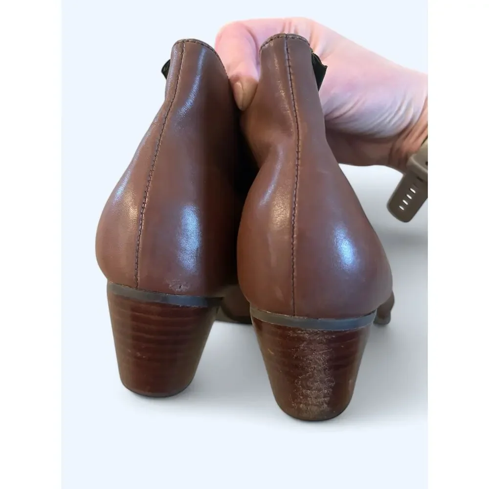Vintage GH Bass Women's Gold Toggle Cognac Brown Leather Ankle Boots 9 W Classic - Picture 8 of 12
